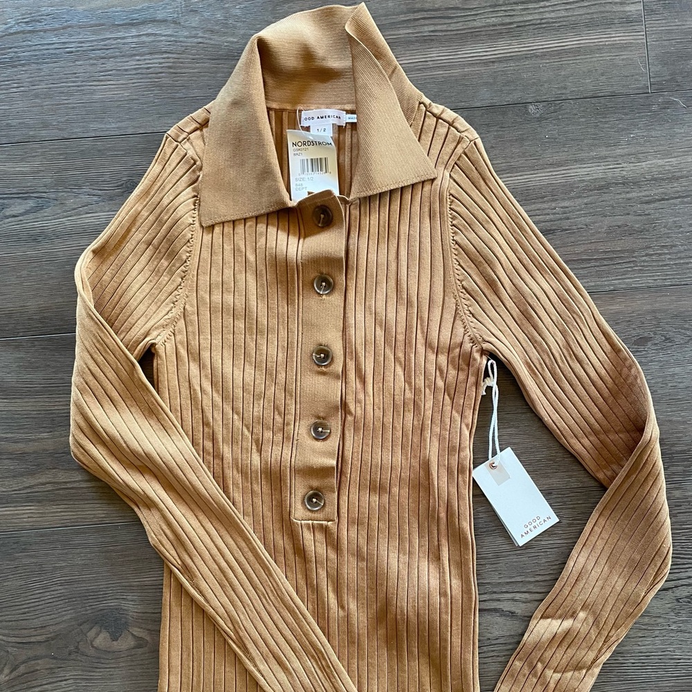 FREE GIFT w/ Purchase Good American Top size 1/2